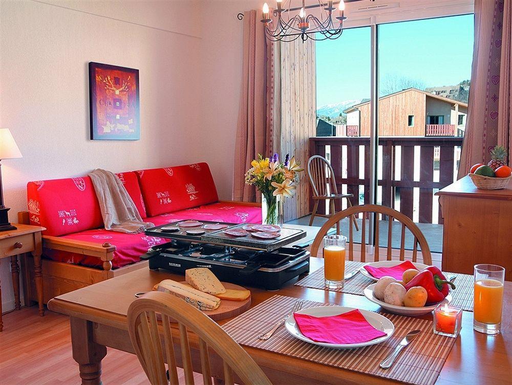 Residence Nemea Les Chalets Du Belvedere Font-Romeu-Odeillo-Via Εξωτερικό φωτογραφία